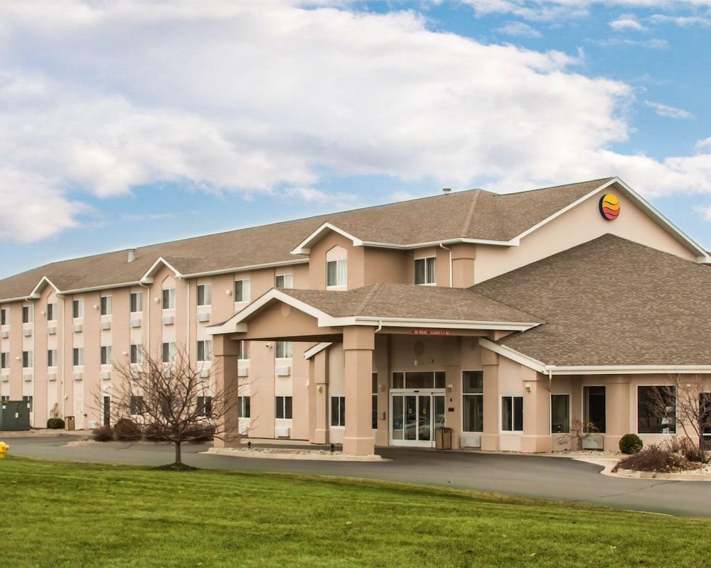 Comfort Inn & Suites Dimondale - Lansing Exterior foto