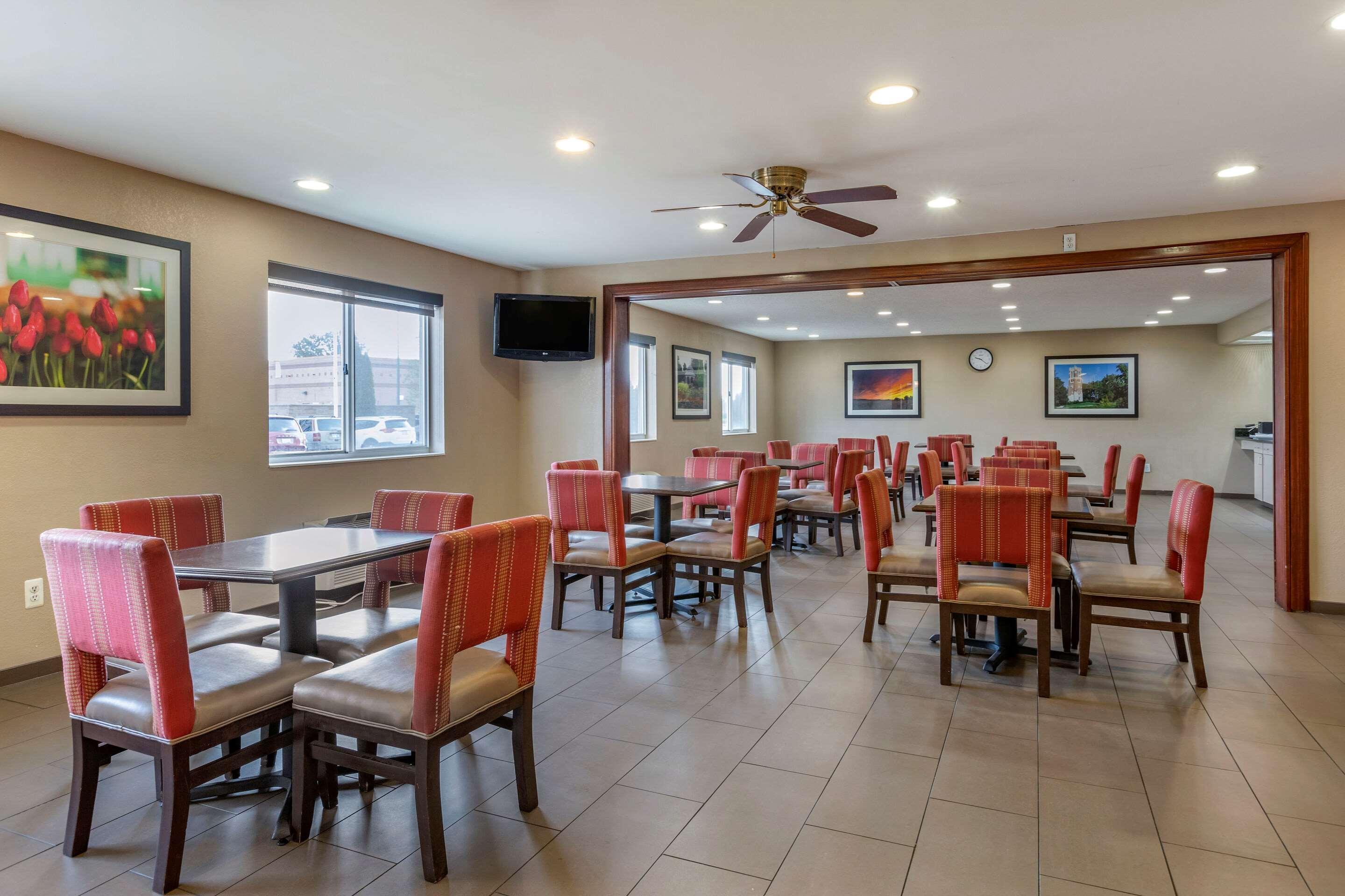 Comfort Inn & Suites Dimondale - Lansing Exterior foto