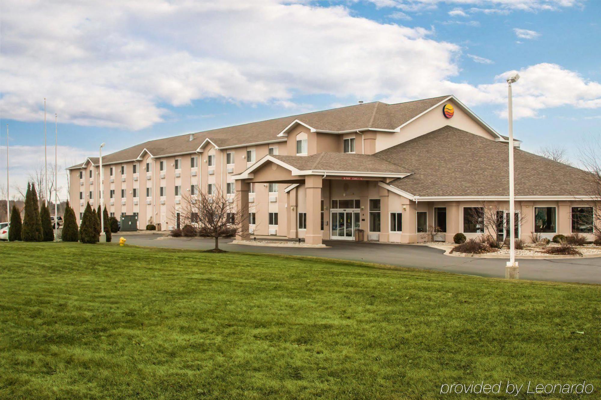 Comfort Inn & Suites Dimondale - Lansing Exterior foto